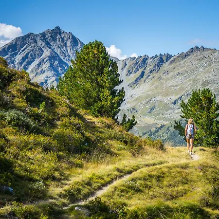 Pracondu 2 001 - Outdoor & Fun Charming *